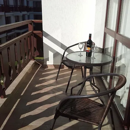 Oksana's At Infinity Apartman *